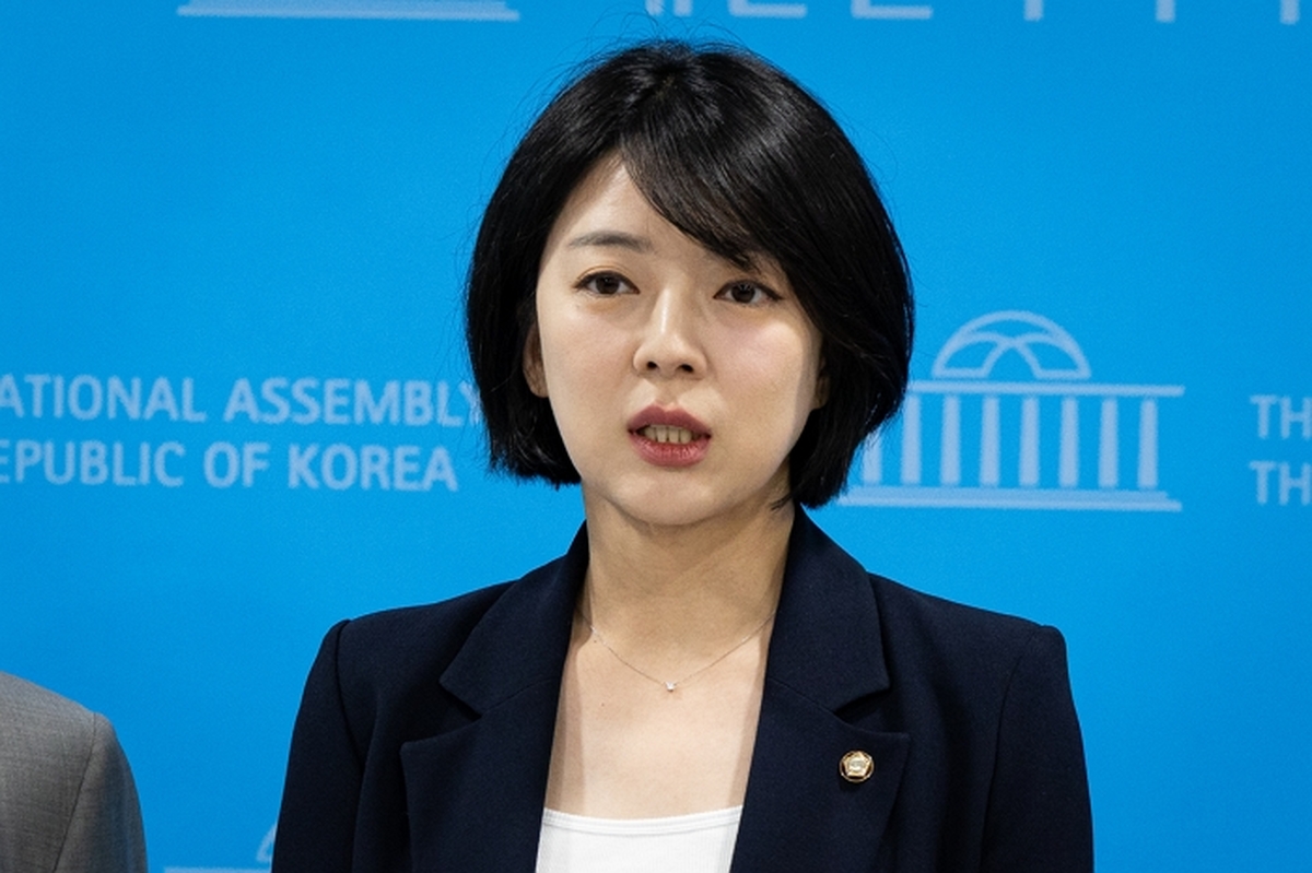 배현진 