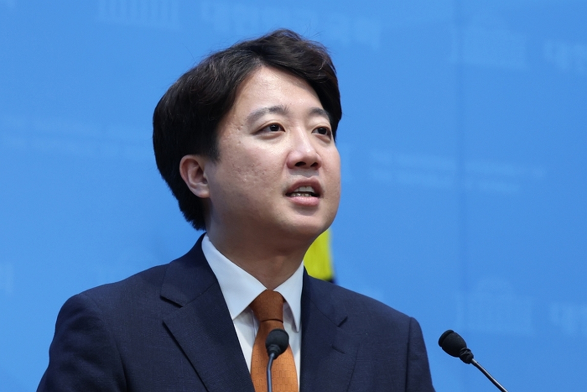조갑제 