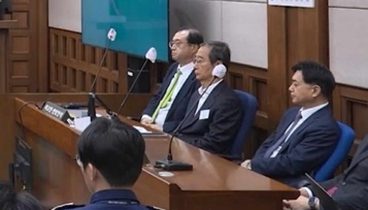 origin_항소심출석한한덕수전총리.jpg