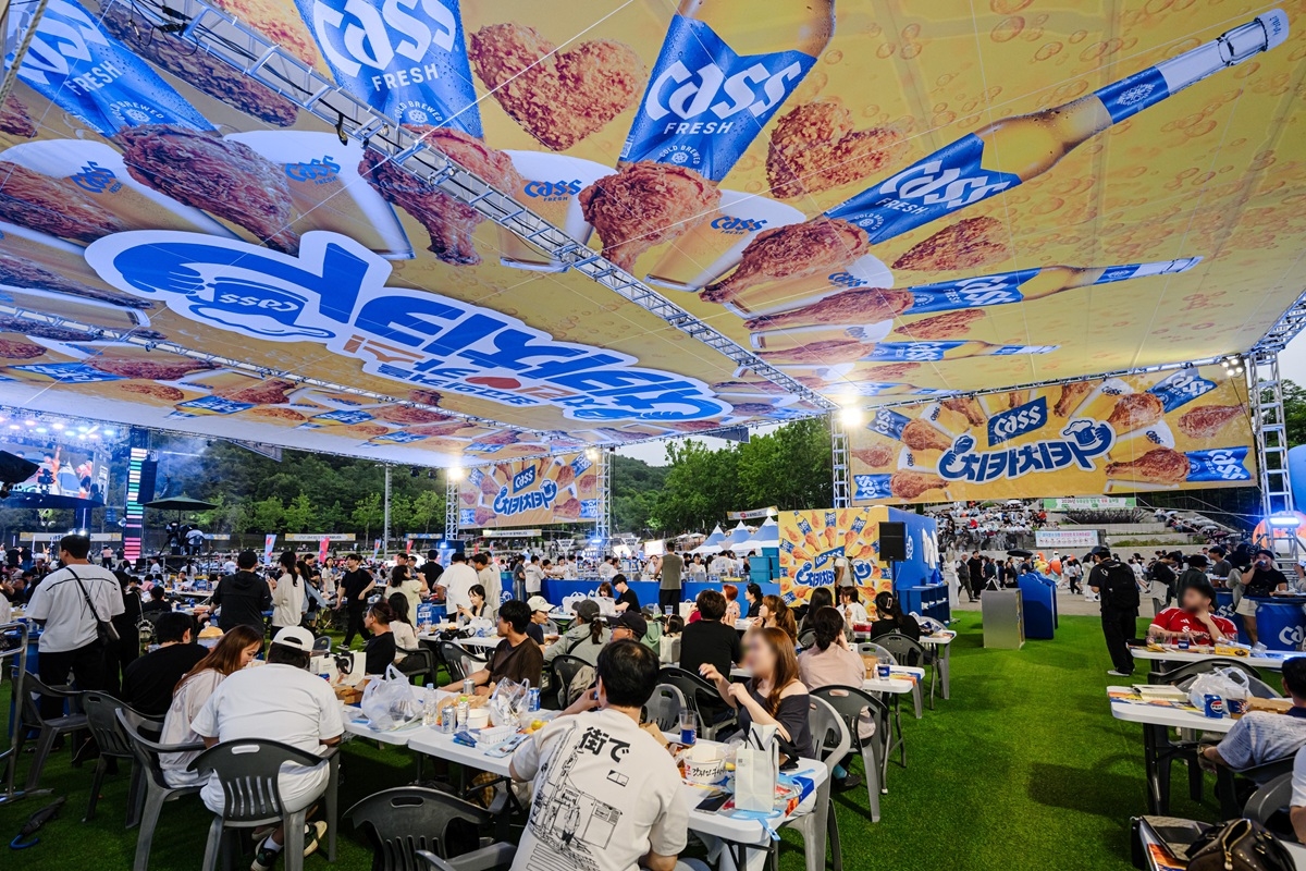 [사진자료5] 카스가 공식 맥주 파트너로 참여한 '2026 대구치맥페스티벌'.jpg