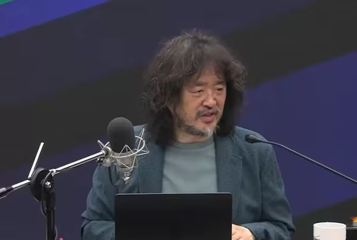 김어준