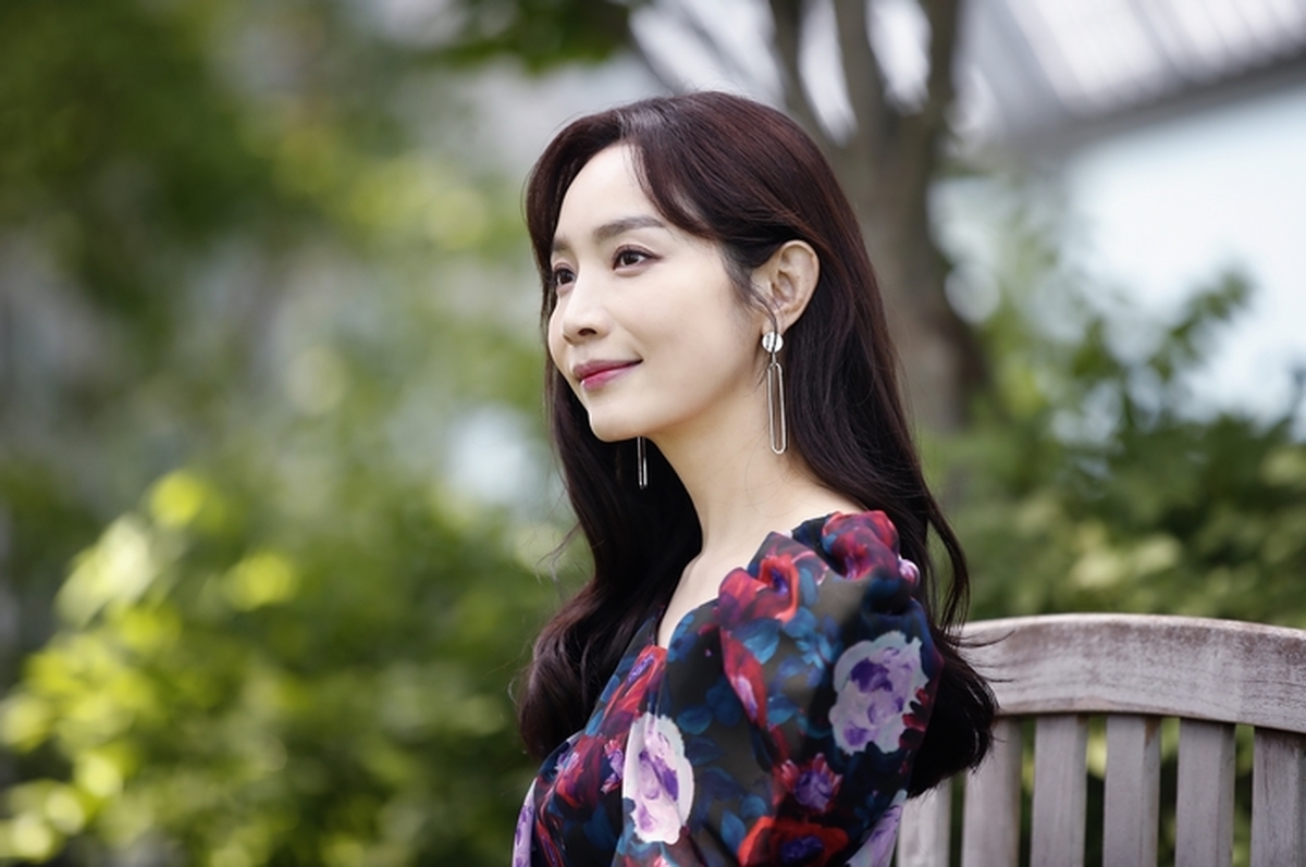 origin_이민영꽃처럼곱고예쁜자태.jpg