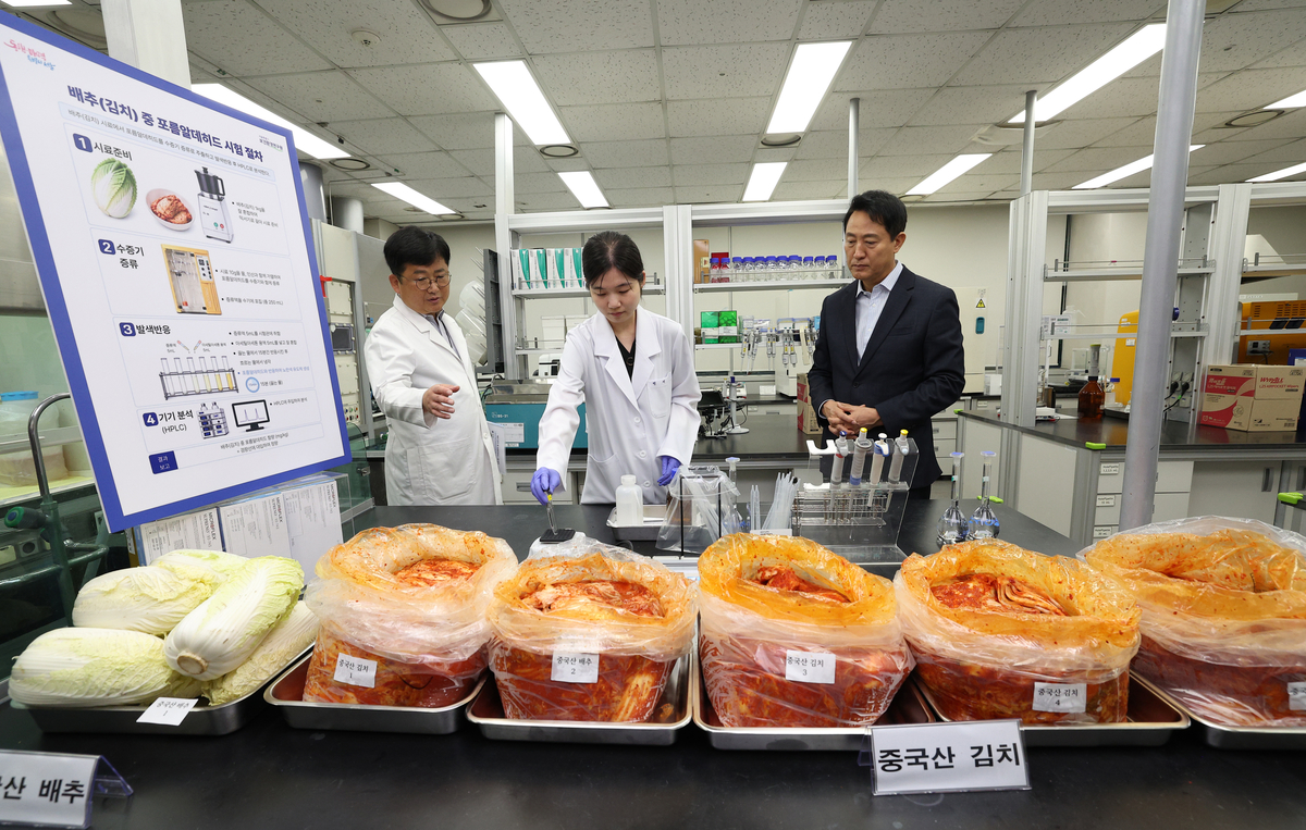 중국산 배추 ‘발암물질’ 파문...서울시, 9,500곳 선제적 전수 점검