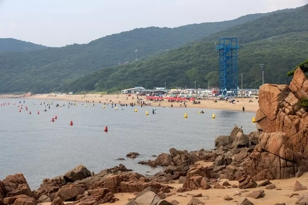 무의도 해수욕장서 60대 여성 실종...바다 걷기운동 중 사라져