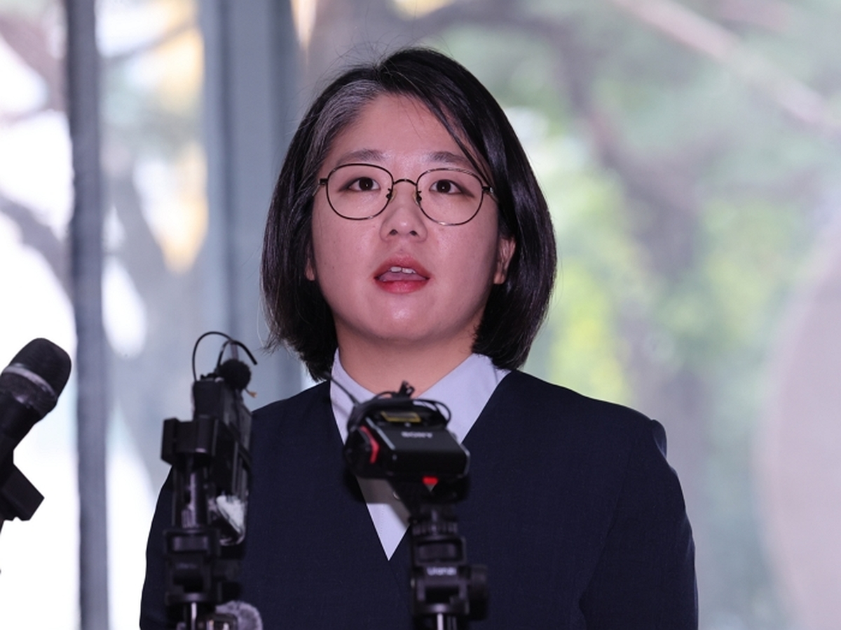 origin_인사청문회준비사무실출근하는용혜진장관후보자.jpg