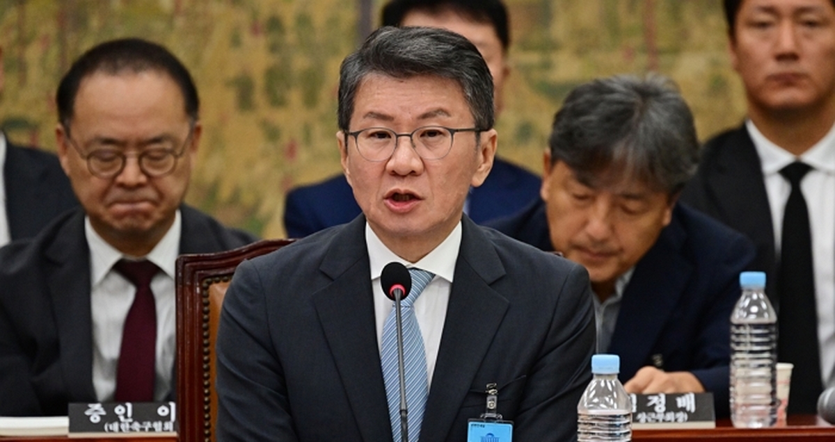 정몽규 전 회장, 홍명보 감독 선임 개입 의혹으로 경찰 조사