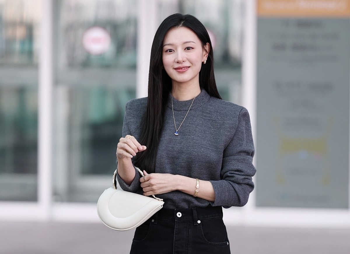 origin_공항도착한김지원.jpg