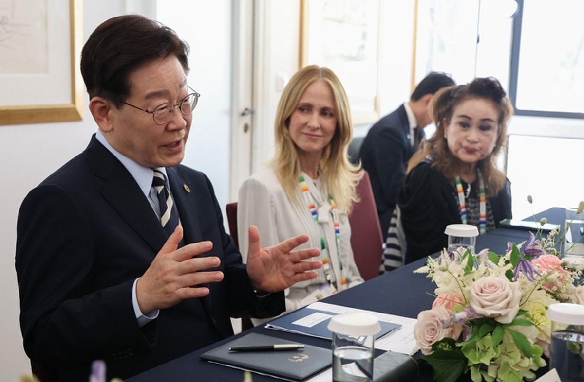 李 대통령, K-콘텐츠 성공 배경으로 ‘민주주의’ 꼽아... 넷플·디즈니에 투자 당부