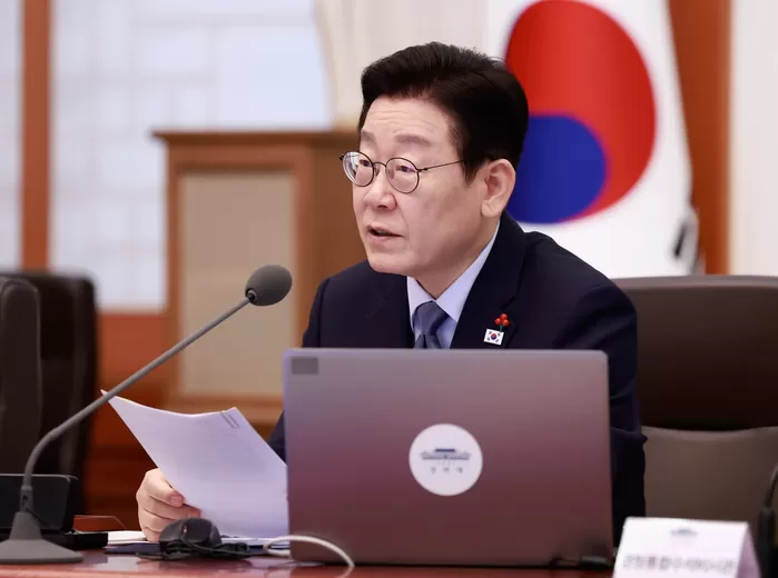 외교 점수는 후한데...” 이재명 대통령 지지율 58%로 2%포인트 소폭 ...