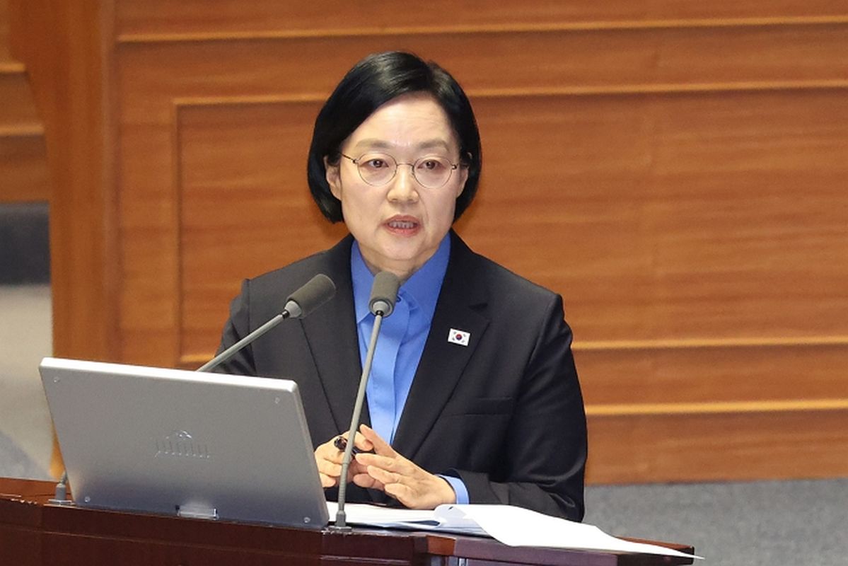 한동훈에 질문 공세하며 ‘일반인’이라고 한 총리실 과장... 韓총리, 결국 사과