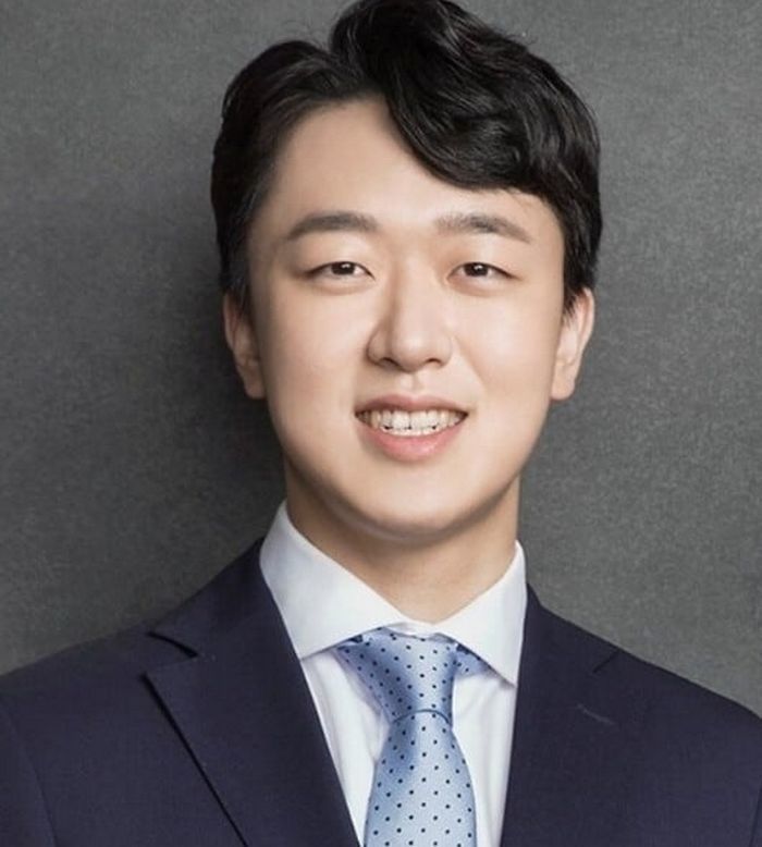 농심 3세 신상열 부사장 13일 결혼... 신부는 ‘부장판사’ 출신 문유석 작가 딸