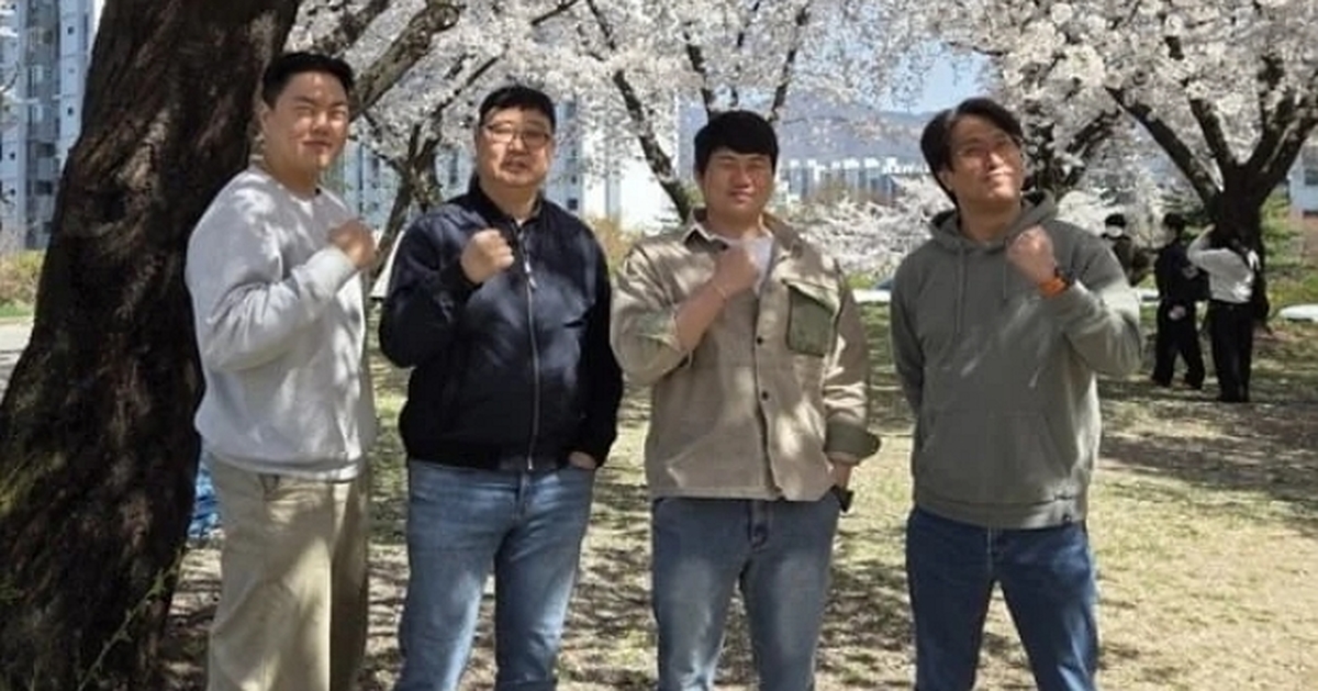ZK.45688176.1.jpg