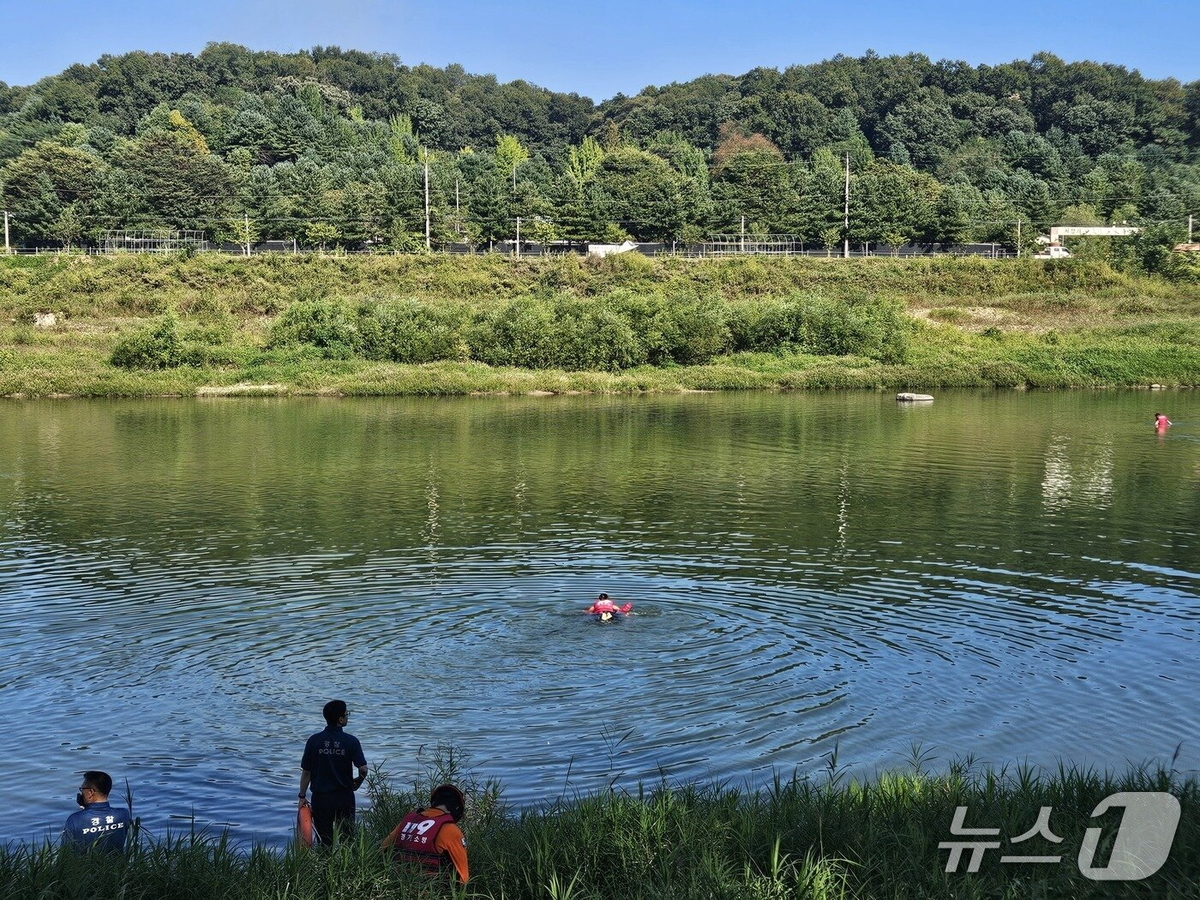 연천 한탄강서 물놀이 하던 초등학생 7명 물에 빠져... 1명 실종