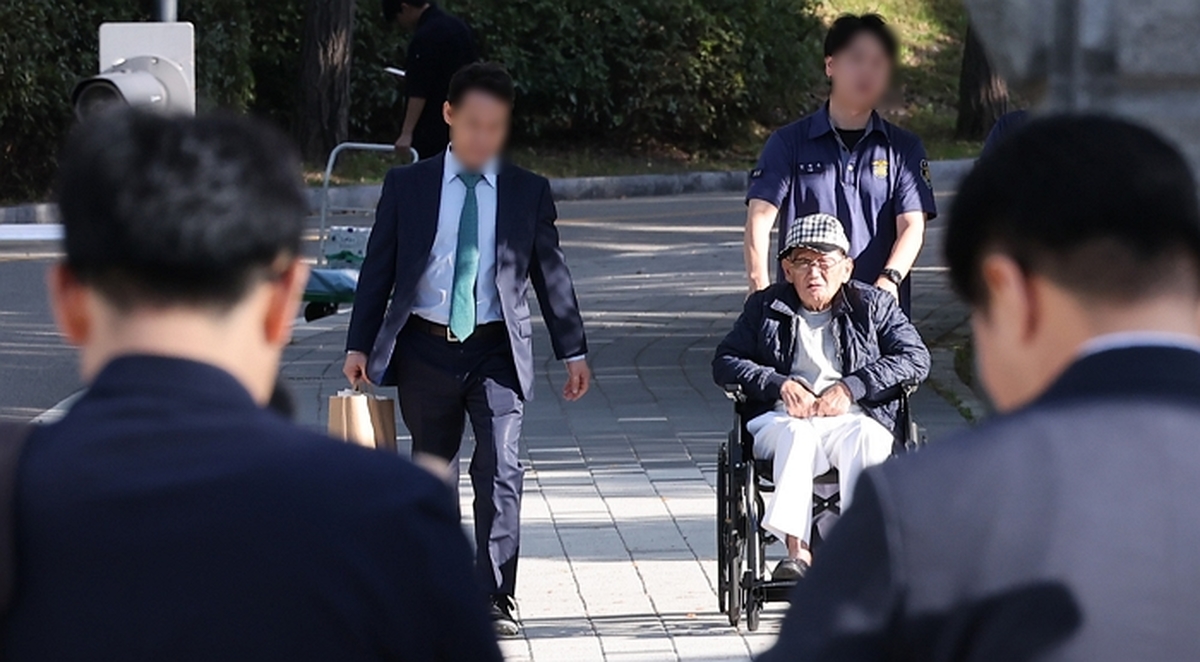 origin_서울구치소나오는이만희.jpg