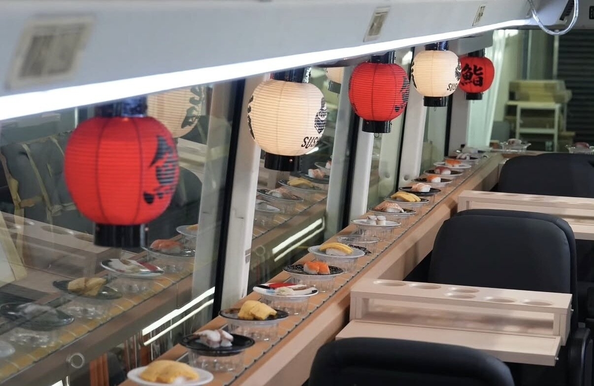 도쿄 2층 버스서 회전 초밥 무제한 ‘스시 버스’ 10월부터 운행한다