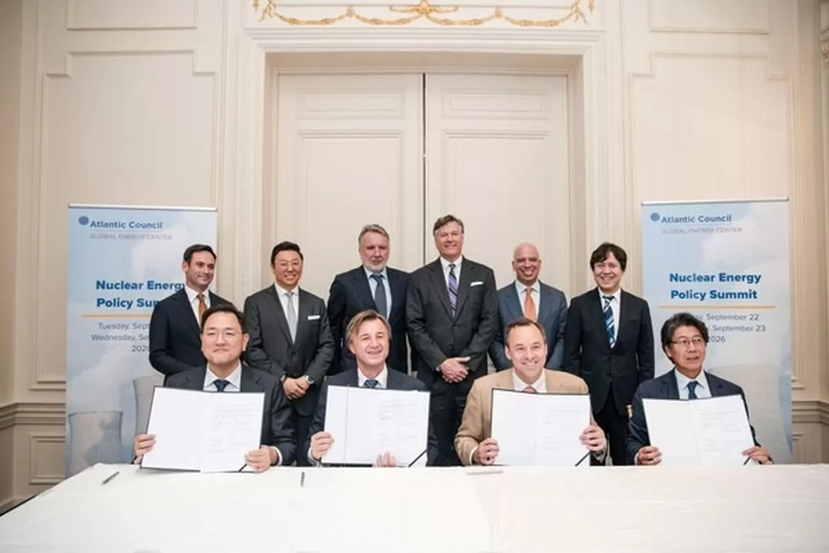 왼쪽부터 삼성물산 김정욱 부사장, SGE 라파우 카스프루프 CEO, GE 버노바 스콧스트래직 CEO, 히타치 야스히로 다케우치 부사장 / 삼성물산