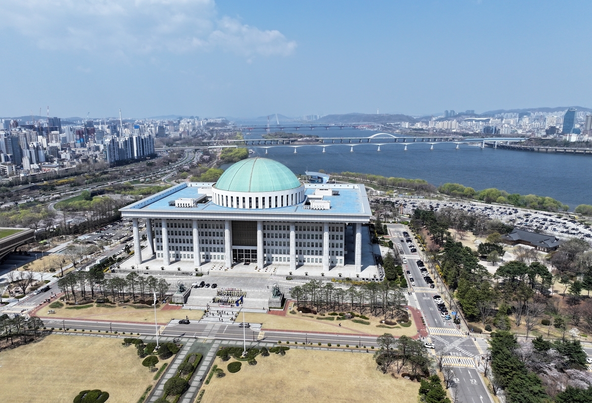 이재용·최태원부터 김동관·조원태까지... 국감 앞두고 재계 총수 국감 증인 논란