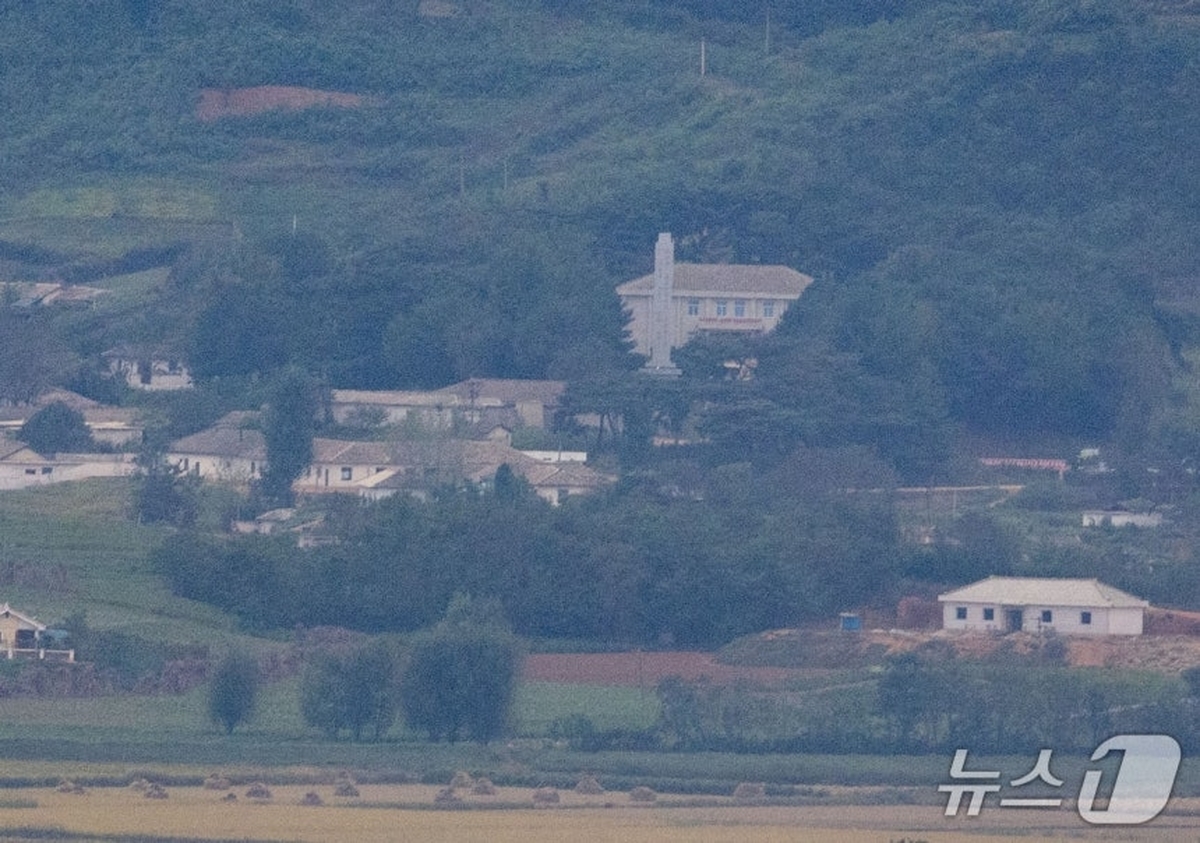 與 “北 포로 비공개는 신변 안전 때문”... 한동훈 “되도 않는 소리” 충돌