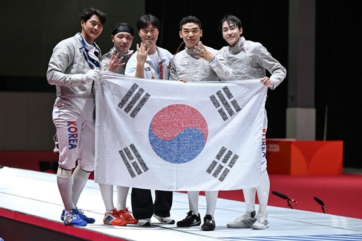 남자 사브르 4연패의 역사...그 뒤엔 SKT의 24년 동행이 있었다