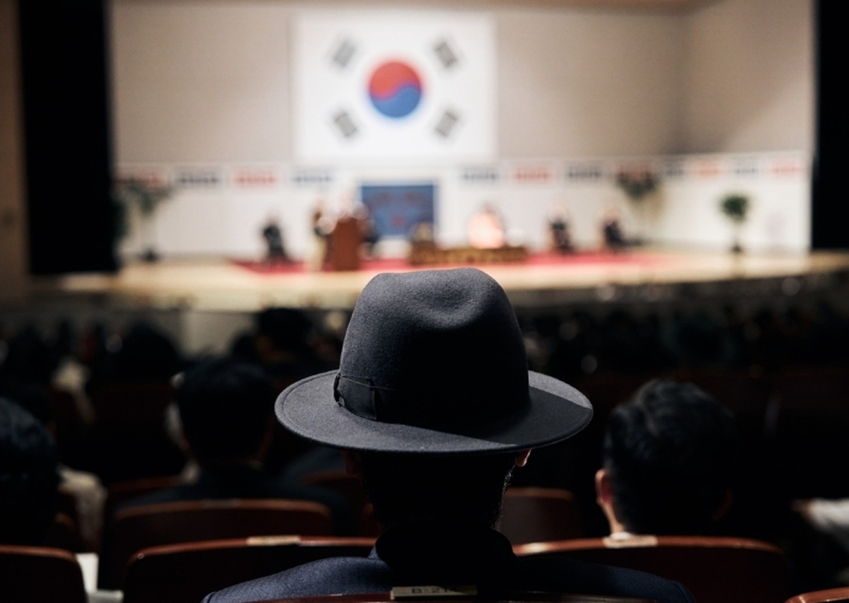박근혜 최측근, ‘암살자들’ 저격 “박정희 명예 훼손...유족 가슴에 대못 박은 패륜행위”