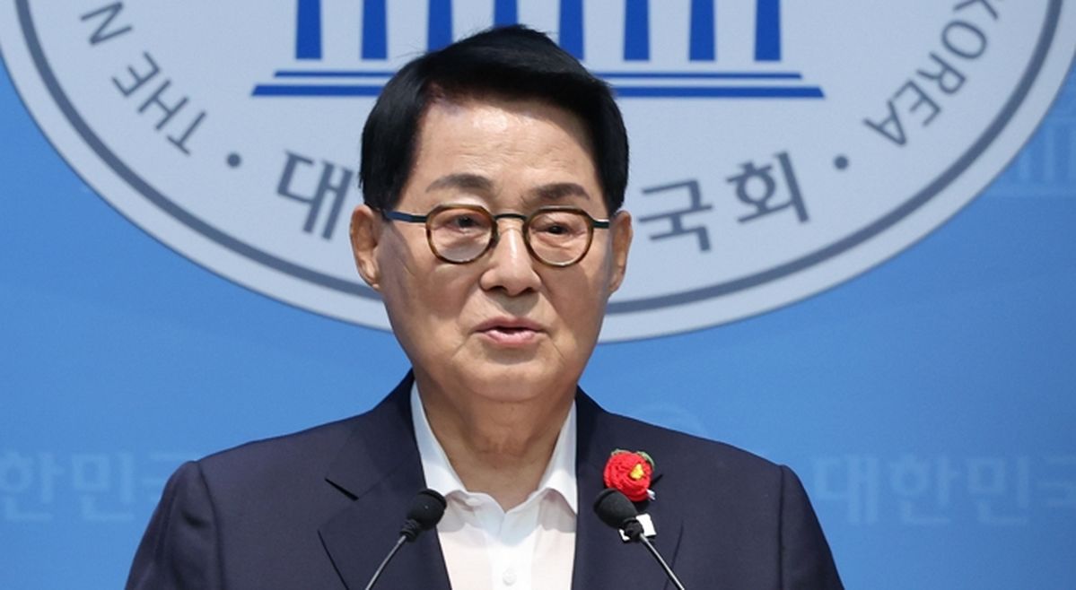 박지원 “조희대, 대선 출마하려 인지도 높이는 작업 중”