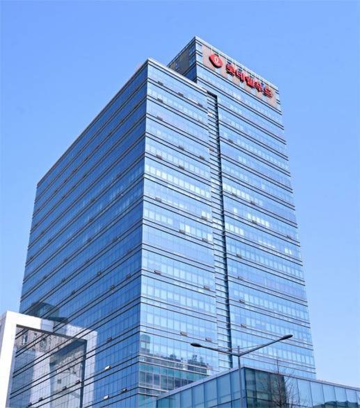 origin_롯데웰푸드영등포공장암모니아누출사과…재발방지만전.jpg