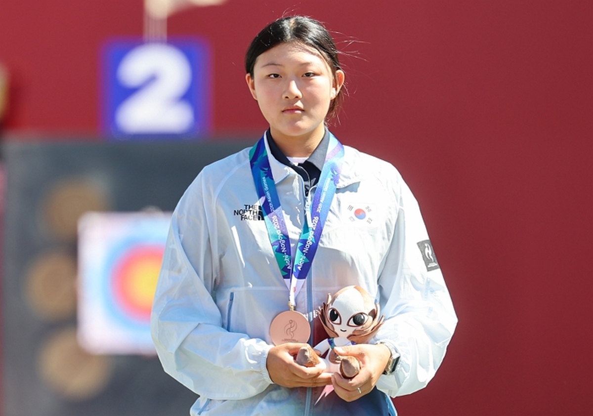 origin_중학생궁사강연서양궁여자컴파운드개인전동메달.jpg