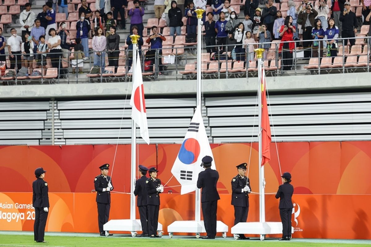 ‘한일전 승리·4연패’ 쾌거에도... 태극기 안 올라간 황당한 시상식