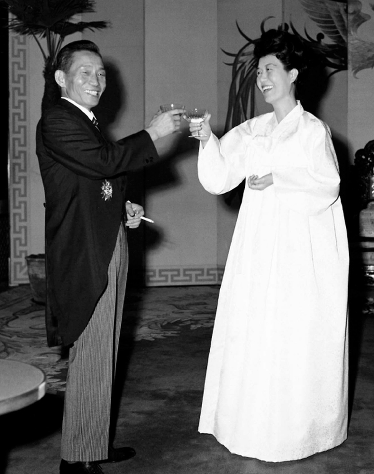 cheers01.jpg