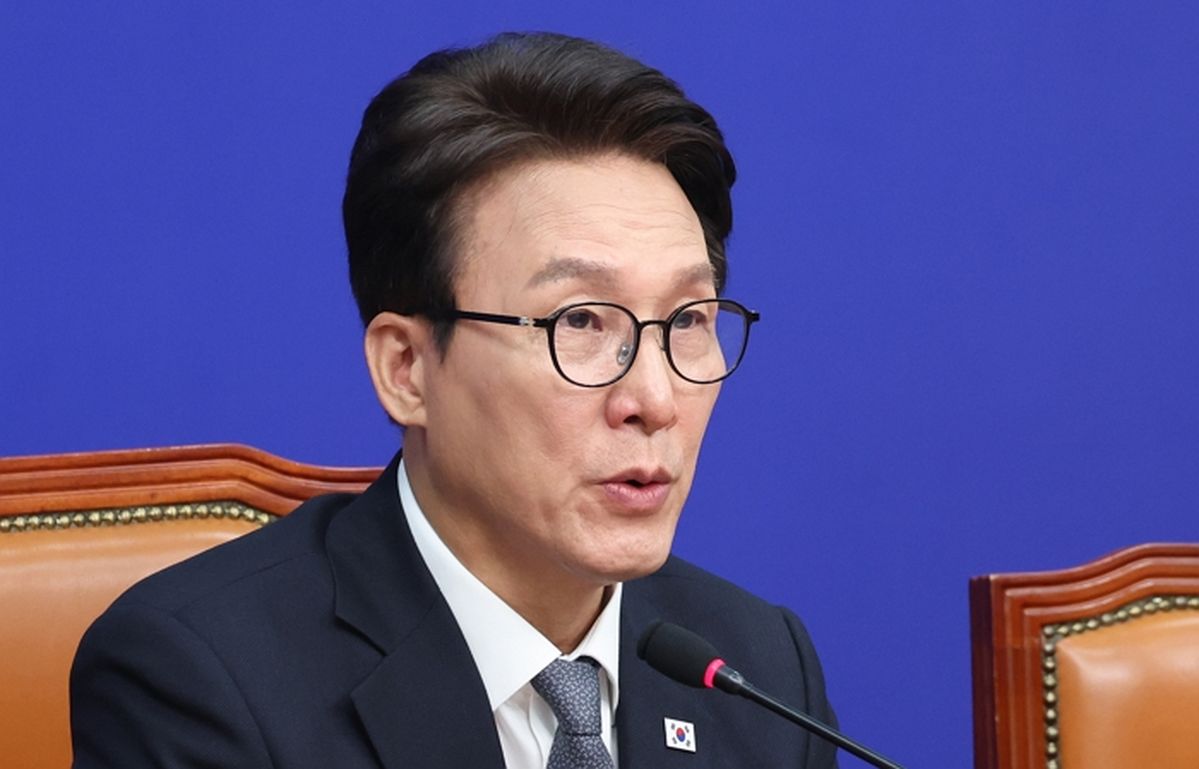 김민석 “조희대, 재제청 처리 못하면 그만두는 게 낫다”