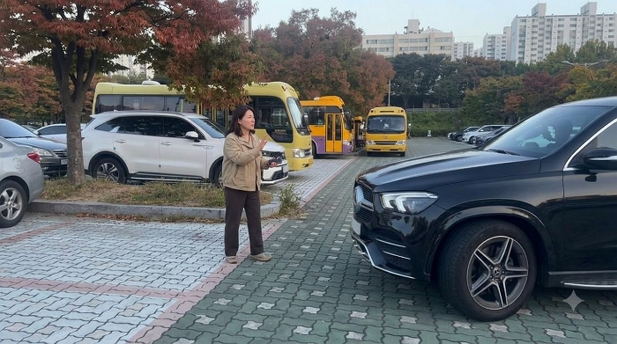 잠원동 고수부지 주차장 '사람 알박기'로 차지한 부부가 