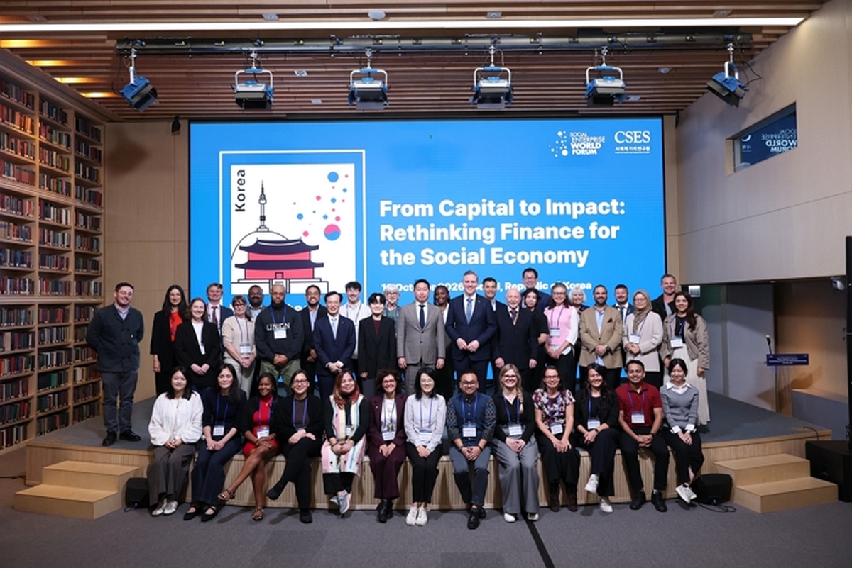 사진2-2) SEWF 단체사진.JPG