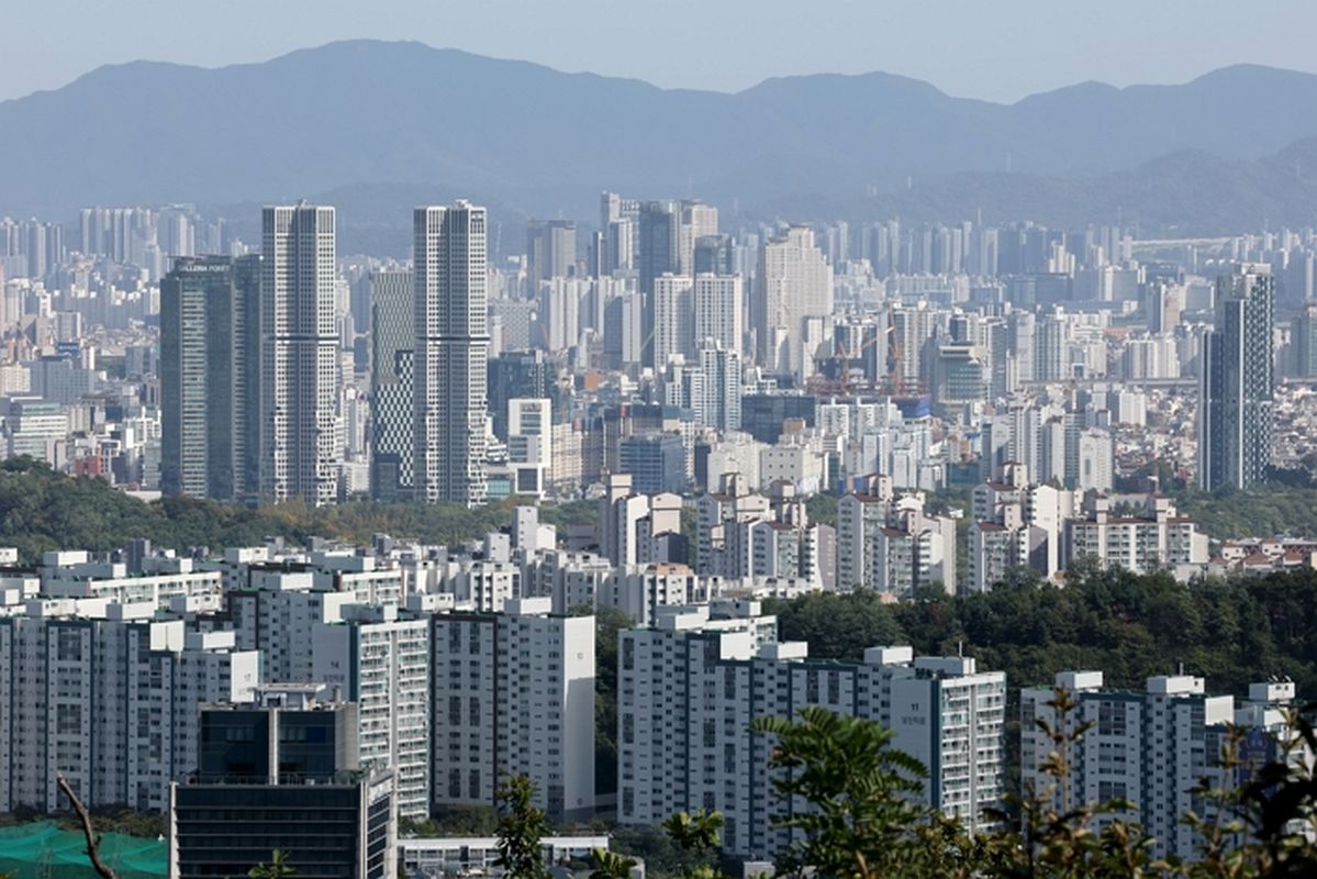 서울 아파트 매매 강남 줄고 강북 뛰었다...  강북 '이곳' 매수 80% 넘어