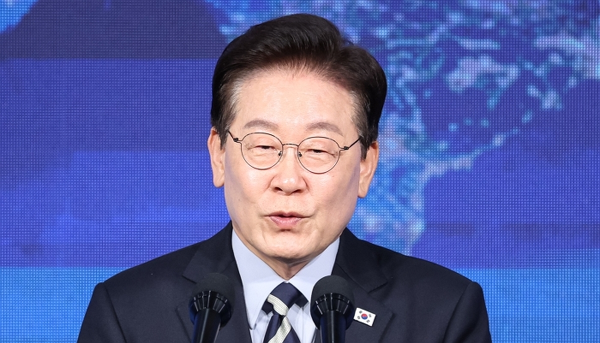 origin_이재명대통령북극항로시범운항환영식.jpg