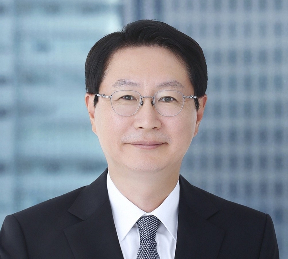 [사진_2] 권익환 (주)한화 이사회 의장.jpg
