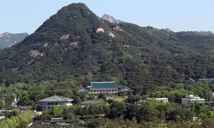 청와대에서 바라본 북악산 / 뉴스1