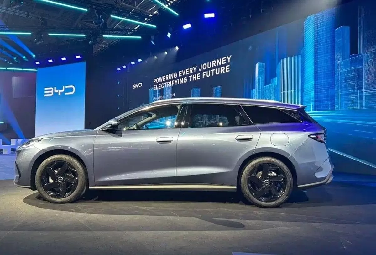 El BYD Seal 6 DM-i Touring llega a Europa con más autonomía eléctrica y mejor precio que sus rivales