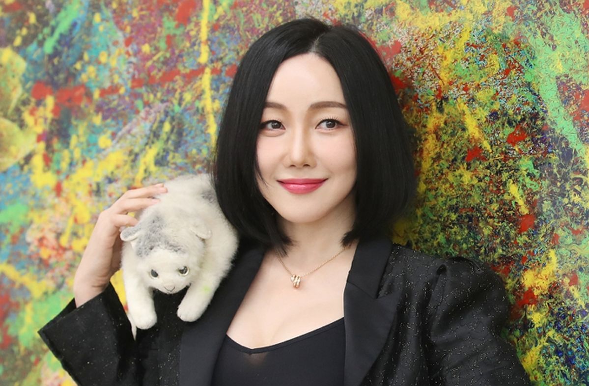 ‘강남 만취운전’ 낸시랭, 경찰 조사... 입건 한 달 만