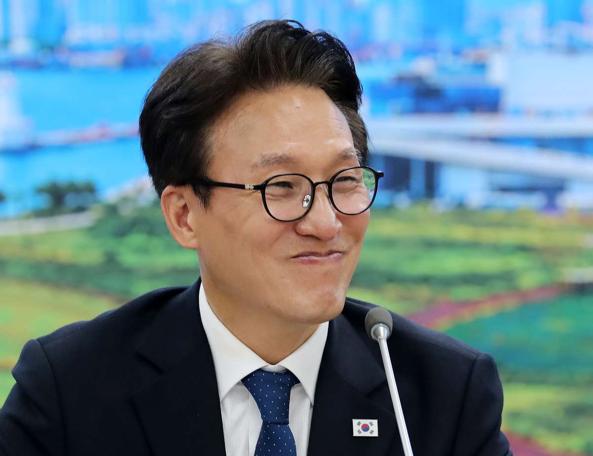 origin_부산최고위참석한김민석대표.jpg