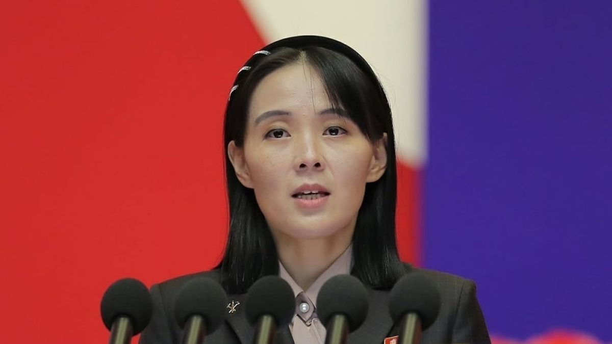 北 김여정 “전선에 전술타격수단 증강·대남 확성기 재개 검토”