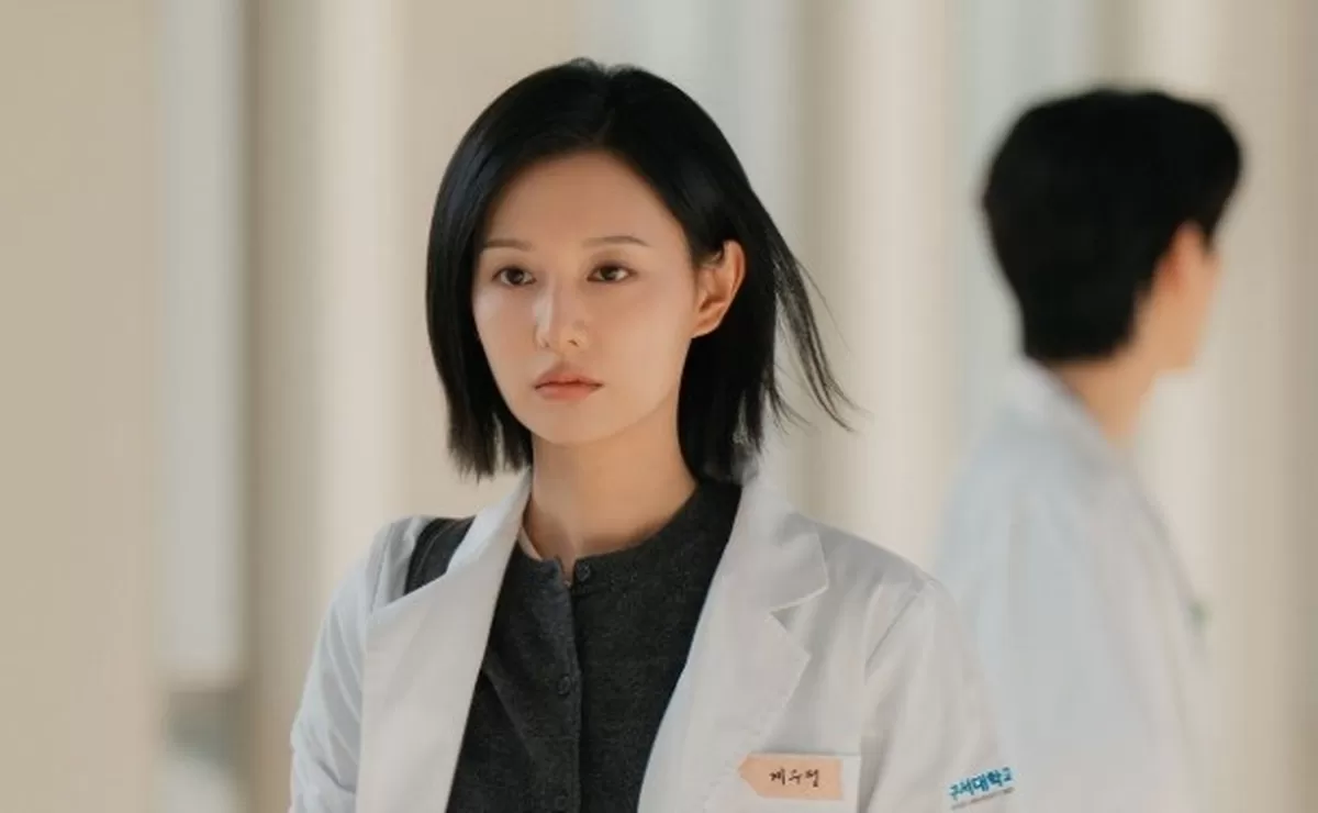 김지원 ‘닥터X’, 공개 3일 만에 1위…넷플릭스 비영어 쇼 2주 연속 정상