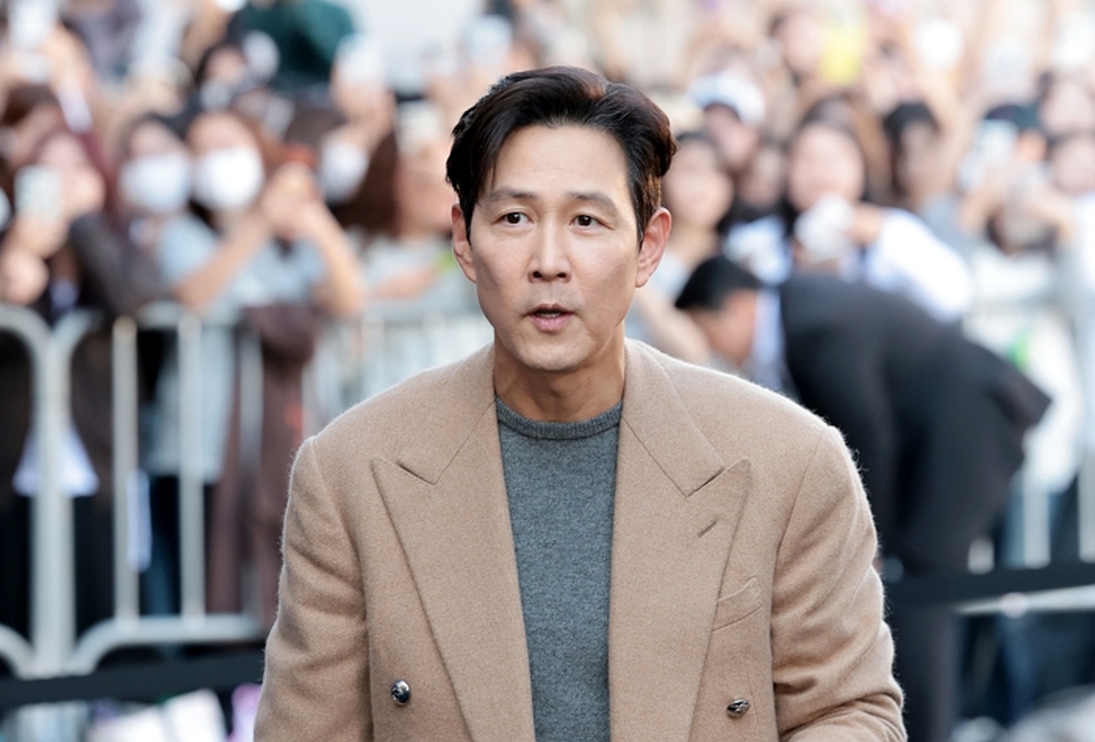 origin_이정재움직이는조각.jpg