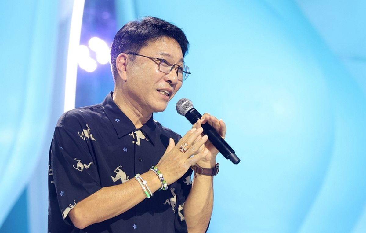 데뷔 열흘 만에 음악방송 3관왕... 이수만은 고깃집 손님 전원 밥값 모두 결제했다