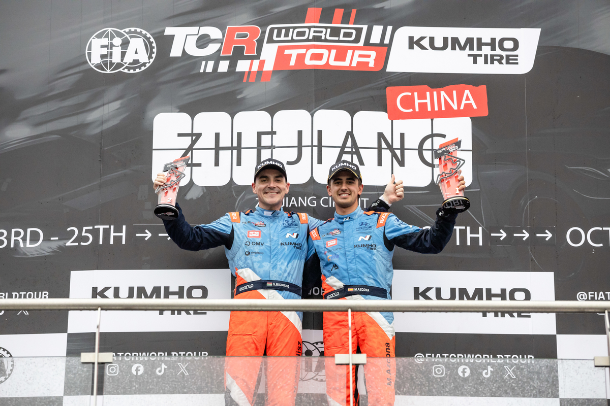 (사진자료 2) 현대자동차 '더 뉴 아반떼 N TCR', 2026 TCR 월드투어 7라운드 우승.jpg