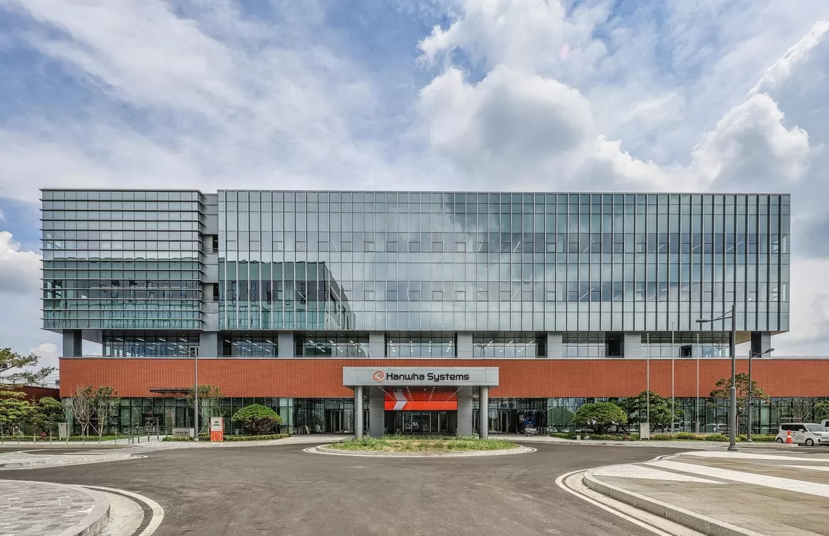 Hanwha Systems opens Gumi plant to boost Korea defense exports to 40% - CHOSUNBIZ