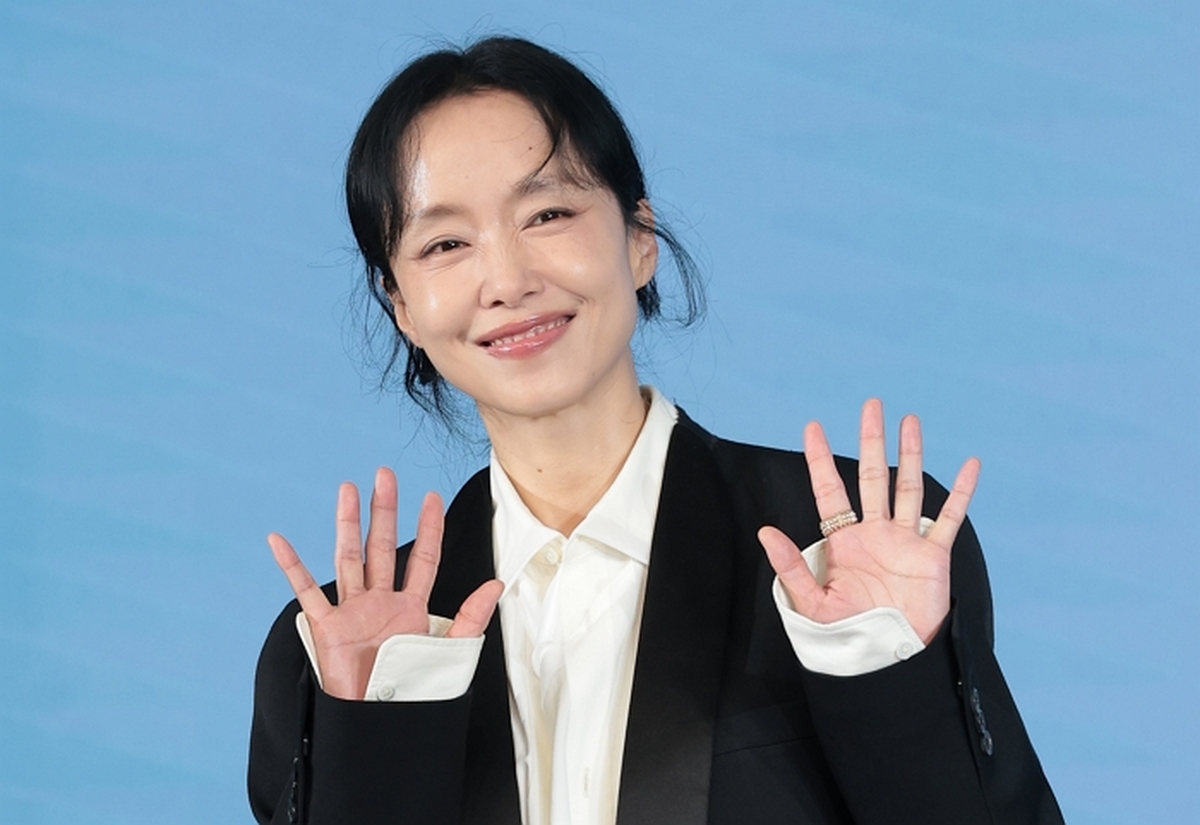 origin_전도연좋은향기나는미소.jpg