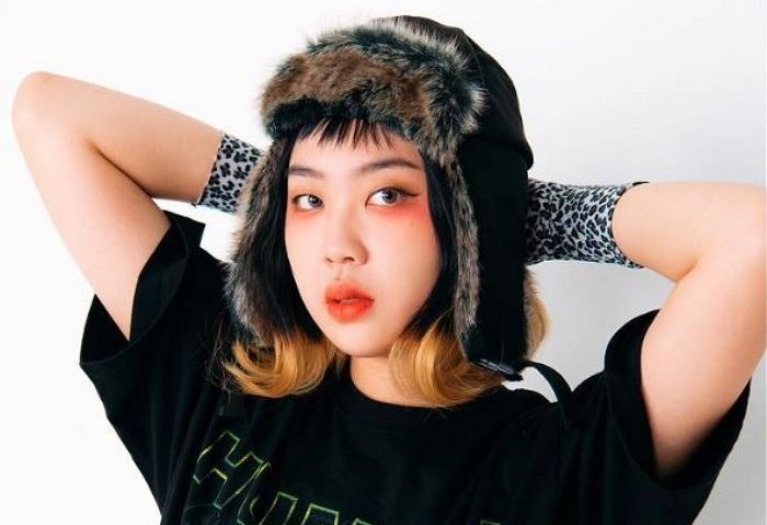 ‘투톤 염색+아이 메이크업’하니 아이돌 느낌 나는 ‘고등래퍼3 우승자’ 이영지