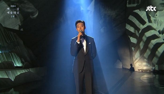 블랙 슈트 입고 핵설레는 저음 목소리로 ‘독백’하는 류준열